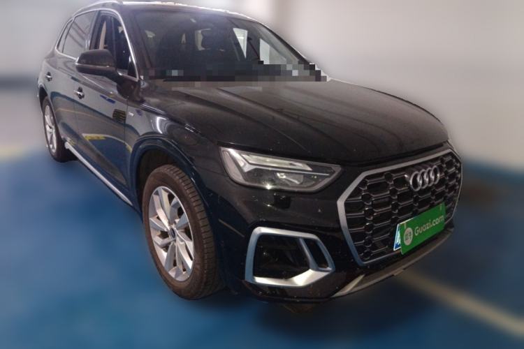 Used Audi Q5L 2022 40T Luxury Dynamic Model Front Right 45 Deg