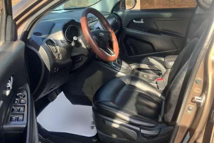 Used Kia Sportage R 2015 2.0L Automatic Two-Wheel Drive GL