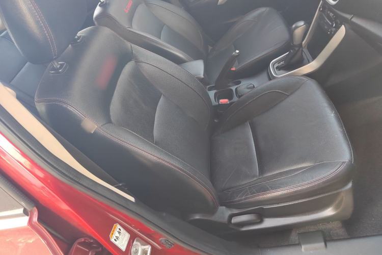 Used Suzuki S-Cross 2014 1.6L CVT Two-Wheel Drive Elite Version