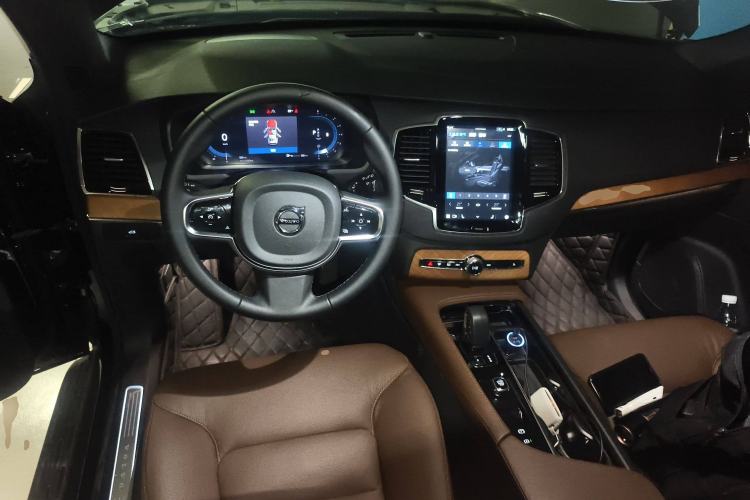 Used Volvo XC90 2023 B6 Zhiyi Luxury Edition 7-Seater
