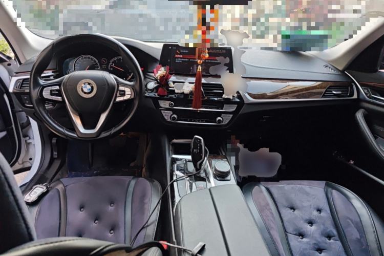 Used BMW 5 Series 2018 525Li Luxury Package
