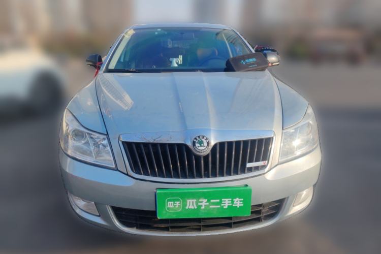 Used Skoda Octavia 2013 1.6L Fifth Anniversary Limited Edition
