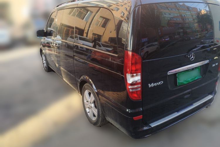 Used Mercedes-Benz Viano 2013 3.0L Navigator Edition Rear Left 45 Deg