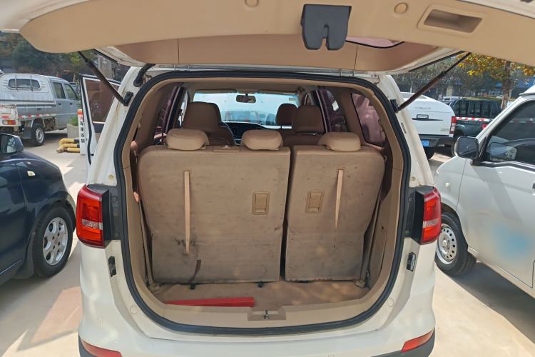 Used Baojun 730 2016 1.8L iAMT Comfort Version 7 Seats
