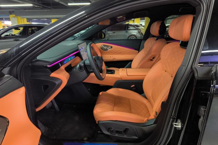 Used Lynk & Co Lynk & Co 10 EM-P 2025 Model 120 Four-Wheel Drive Ultra
