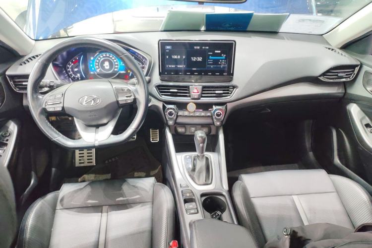 Used Hyundai Lafesta 2019 280TGDi Sport Edition China VI Center Console