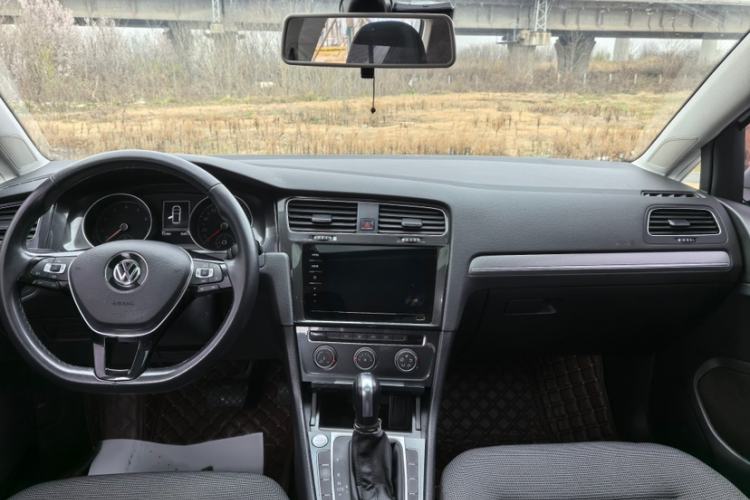 Used Volkswagen Golf 2020 Zhiai Edition 280TSI DSG Comfort Model