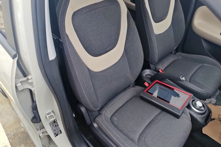 Used Wuling Bingo 2024 203km Light Edition Right Front Seat