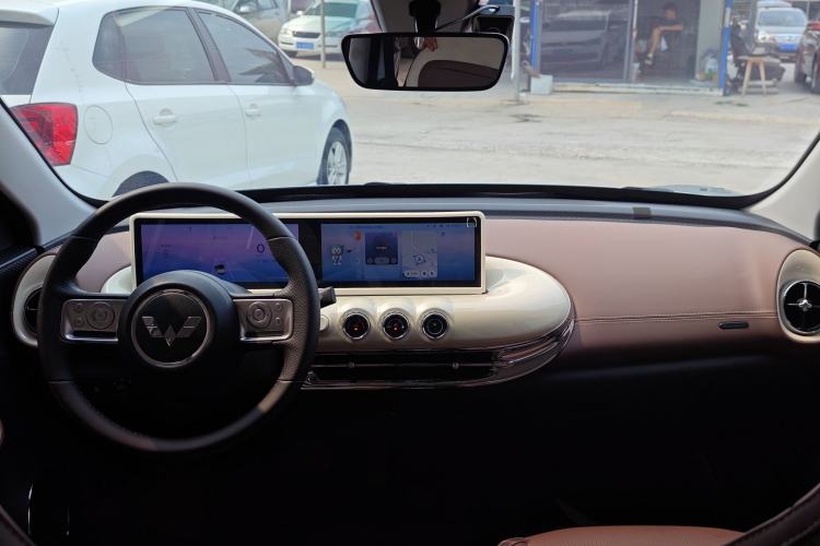 Used Wuling Bingo 2023 333 km Lingxi Connected+ Version Center Console