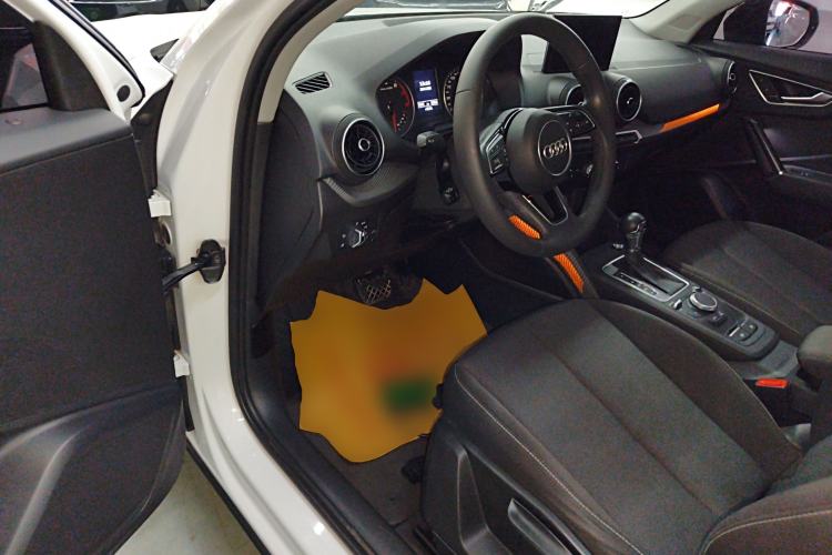 Used Audi Q2L 2018 35 TFSI Launch Exclusive Edition China V Driver Seat