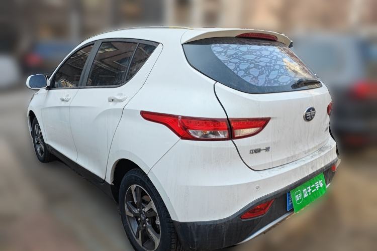 Used FAW Junpai D60 2015 1.8L Automatic Luxury Model
