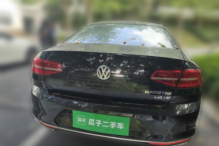 Used Volkswagen Magotan 2018 330TSI DSG Luxury Model Rear