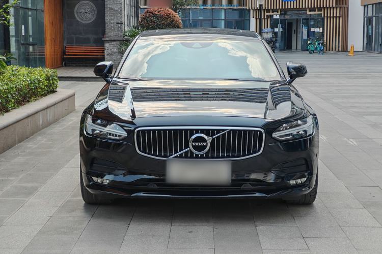 Used Volvo S90 2018 T5 Zhiyuan Edition
