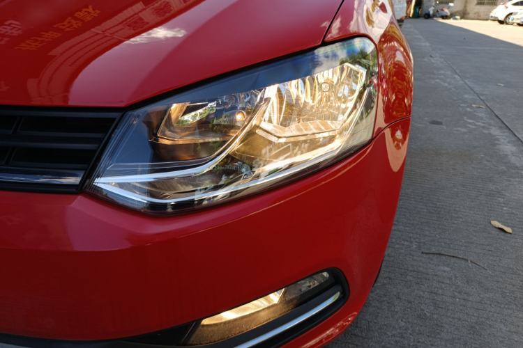 Used Volkswagen Polo 2016 1.6L Automatic Comfort Model
