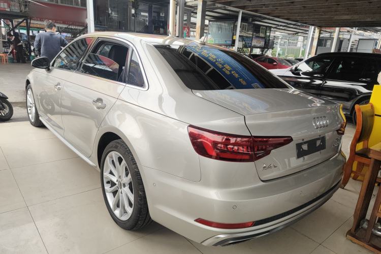 Used Audi A4L 2019 40 TFSI Fashion Edition China VI Emission Standard