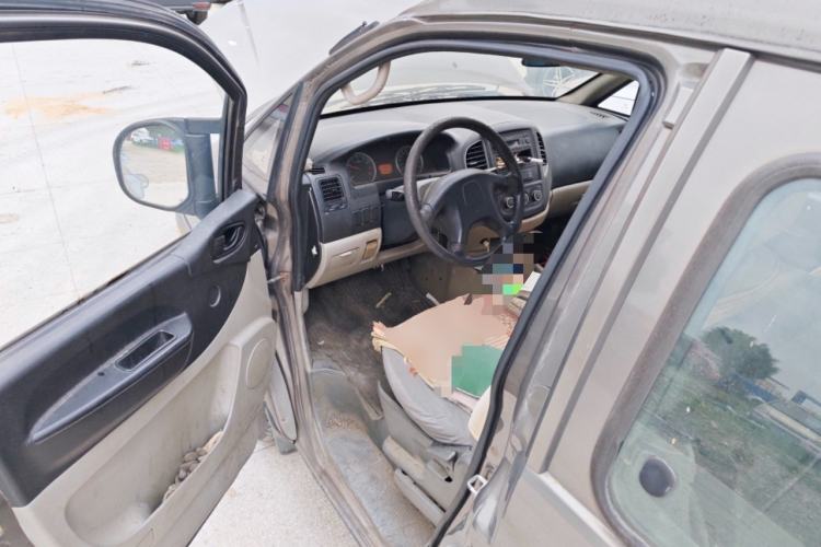 Used FORTHING Lingzhi 2016 M3L 1.6L 7-Seater Standard Model Driver Seat