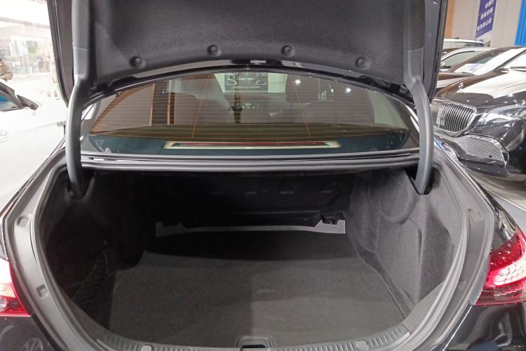 Used Mercedes-Benz E-Class 2023 Updated E 300 L Luxury Edition
