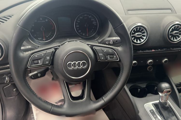 Used Audi A3 2020 Restyled Limousine 35 TFSI Ambition Version China VI
