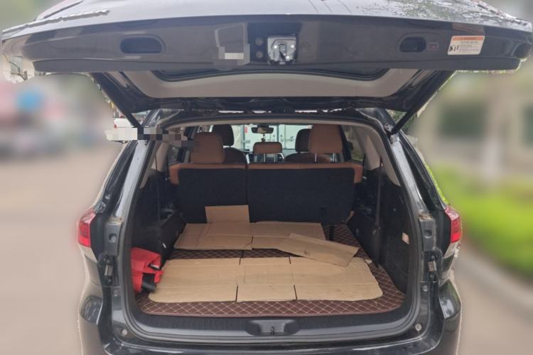 Used Toyota Highlander 2018 2.0T Four-Wheel Drive Knight Edition 7 Seats China VI Standard Trunk