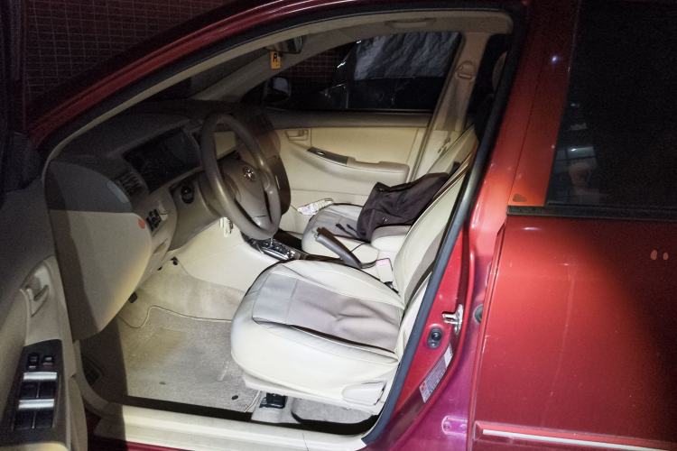 Used Toyota Corolla EX 2011 1.6L Automatic Classic Edition