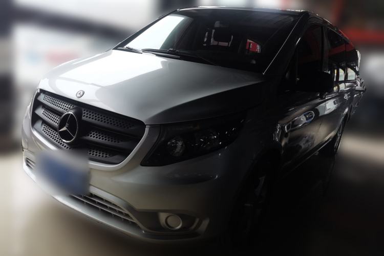 Used Mercedes-Benz Vito 2016 2.0T Elite Version 9-seater