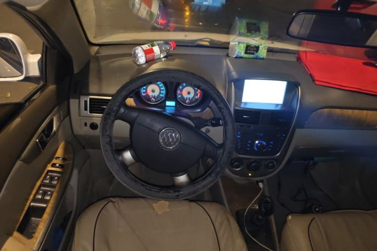 Used Buick Excelle 2015 1.5L Manual Classic Trim Steering Wheel