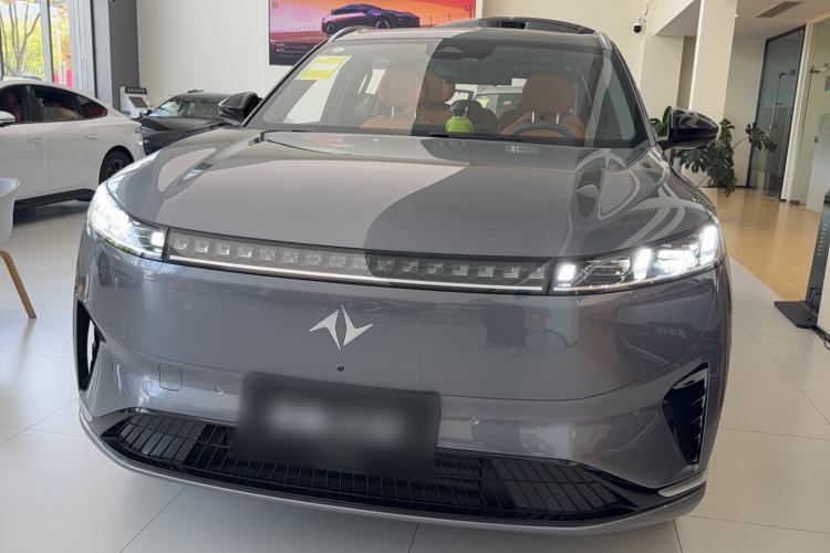 Used Dongfeng eπ eπ008 2026 Model Six-Seat Range-Extended Family Delight Edition Exterior 1