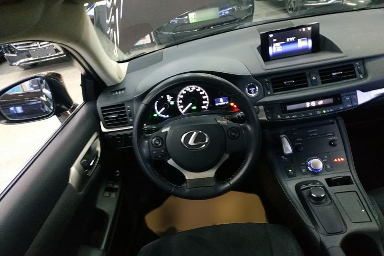 Used Lexus CT 2014 CT200h Comfort Edition Monochrome