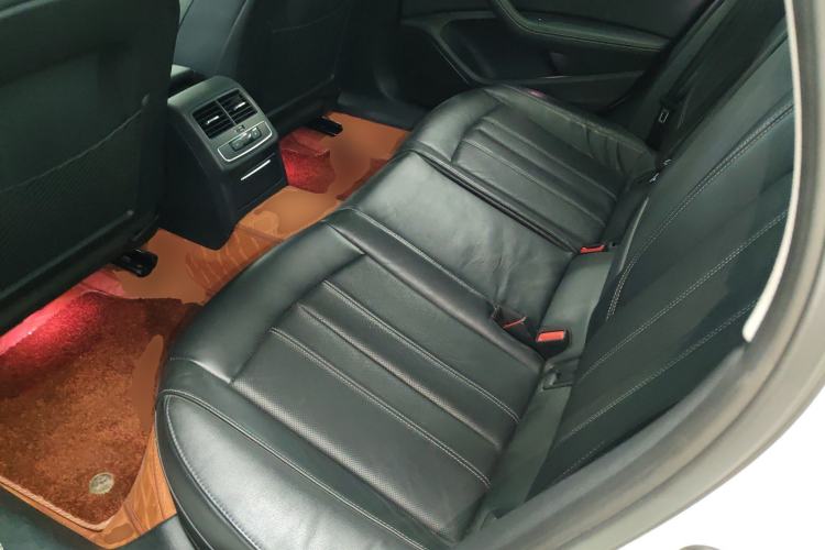 Used Audi A4L 2022 40 TFSI Luxury Dynamic Model