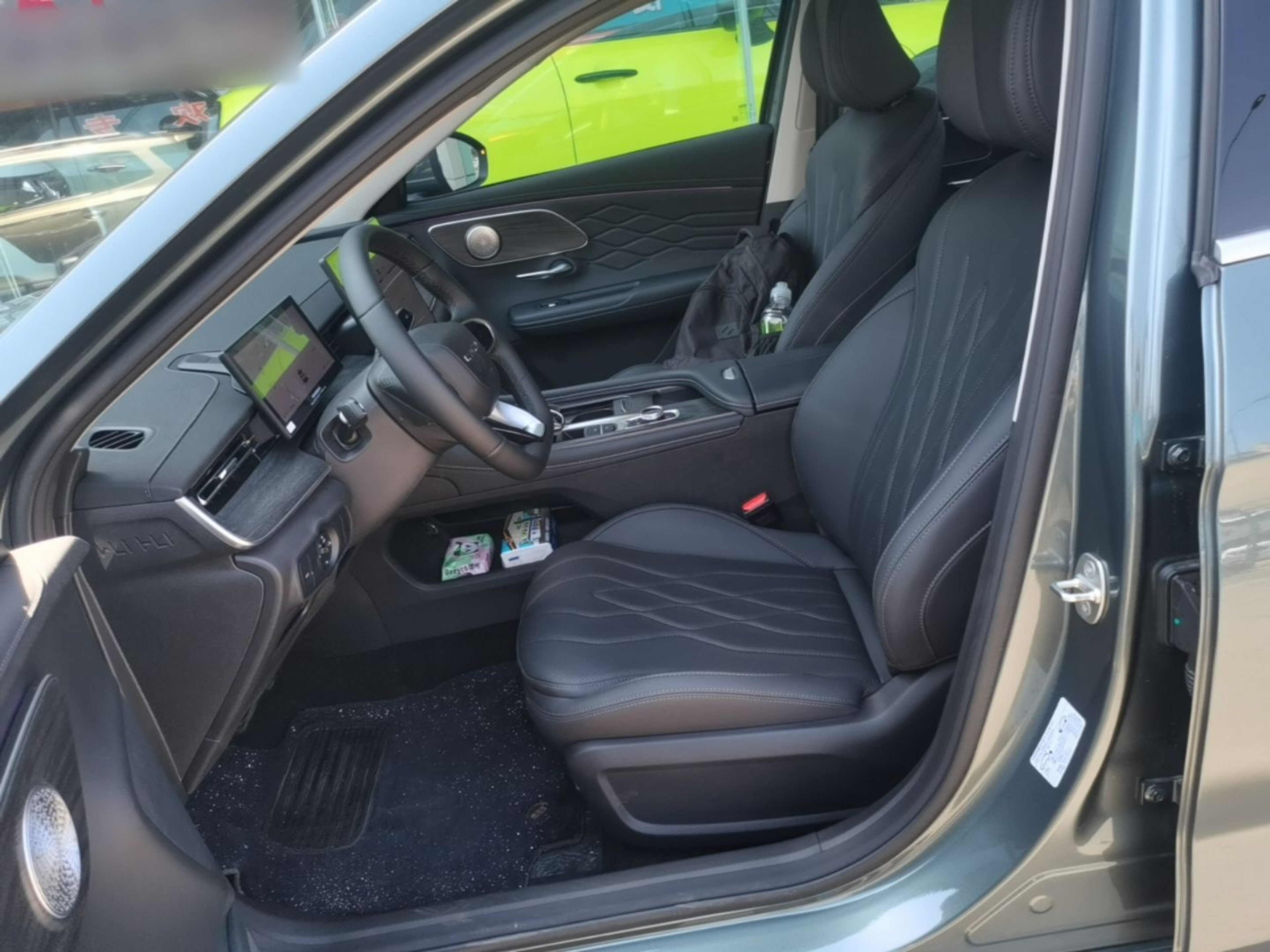 Interior delantero