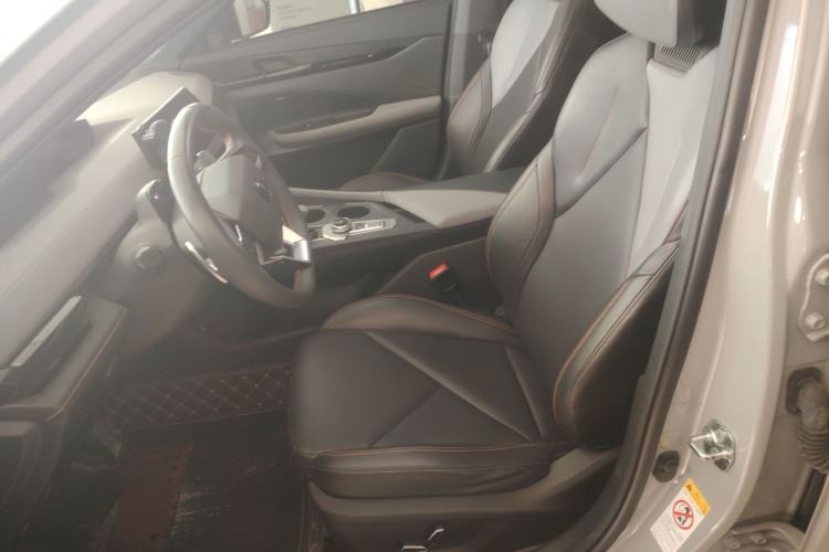 Used CHANGAN UNI-V 2022 1.5T Prestige Version Left Front Seat