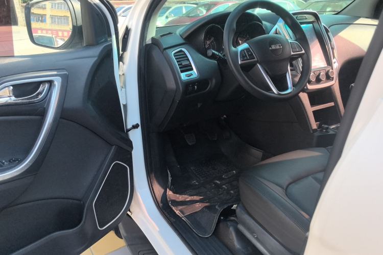 Used JMC Yuhu 3 2018 2.5T Diesel 4x4 Luxury Edition Long Wheelbase