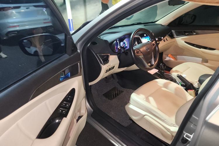 Used CHANGAN Eado 2016 1.6L Automatic Trend Model Driver Seat