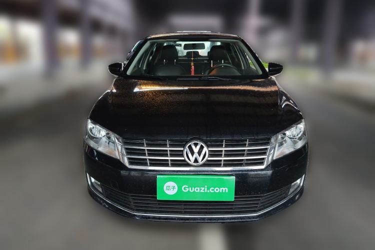 Used Volkswagen Lavida 2013 Restyled Classic 1.6L Manual Comfort Edition Front