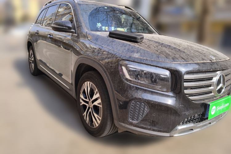 Used Mercedes-Benz GLB 2024 Refresh GLB 220 Dynamic Edition Front Right 45 Deg