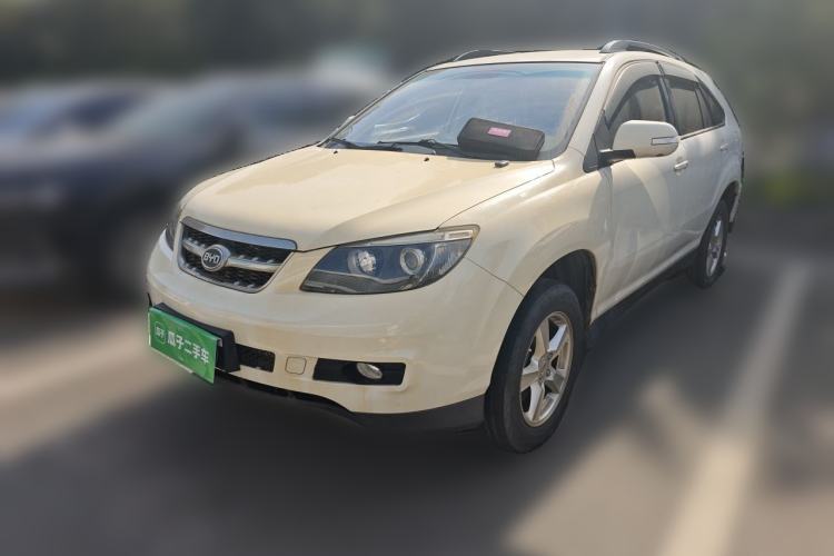Used BYD S6 2014 2.0L Manual Luxury 5-Seater