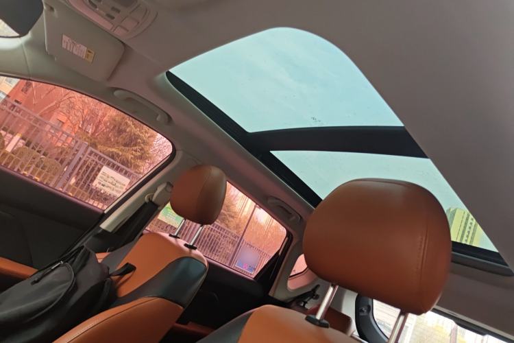 Used BAIC Senova X35 2016 1.5L Automatic Luxury Edition Headliner