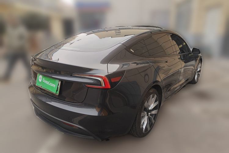 Used Tesla Model 3 2023 Long-Range All-Wheel-Drive Version
