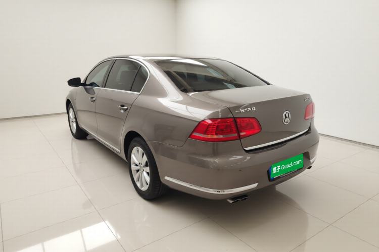 Used Volkswagen Magotan 2015 1.8TSI Luxury Model Exterior 2