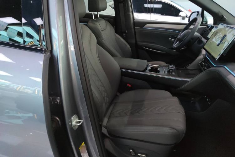 Used BYD Song L DM-i 2025 Intelligent Driving Version 160 km Beyond-Range Type