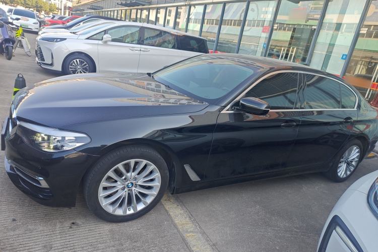 Used BMW 5 Series 2019 Facelifted 525Li Luxury Package