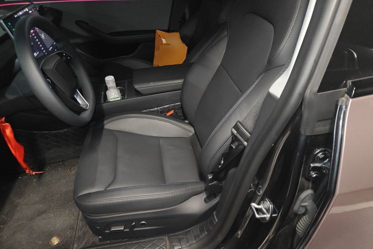 Used Tesla Model 3 2025 Rear-Wheel-Drive Version
