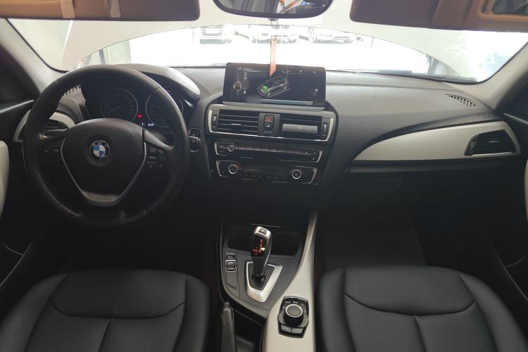 Used BMW 1 Series 2015 120i Leading Model
