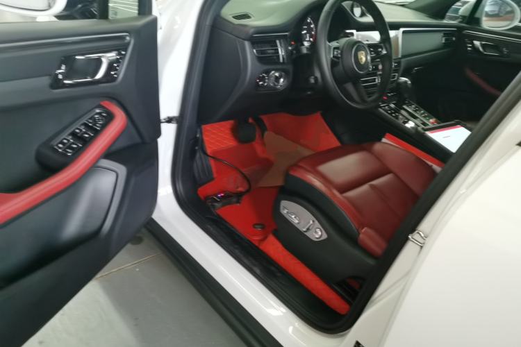 Used Porsche Macan 2024 Macan 2.0T