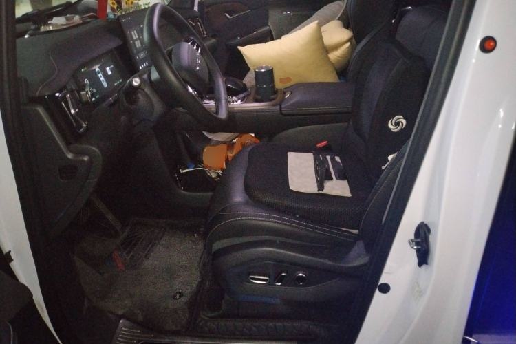 Used Hycan V09 2023 Luxury Edition 620
