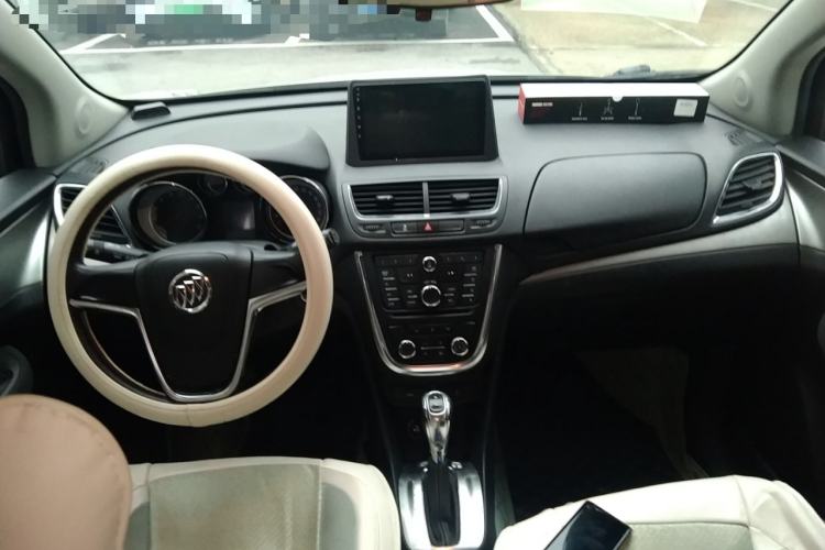 Used Buick Encore 2015 1.4T Automatic Two-Wheel Drive Urban Elite Version Center Console