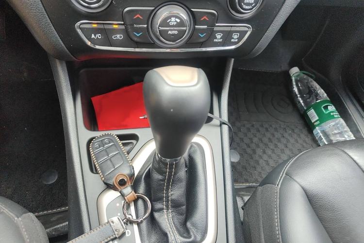 Used Jeep Cherokee 2017 2.0L Superior Edition