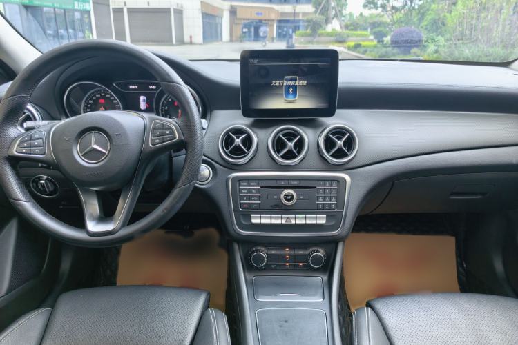 Used Mercedes-Benz GLA 2017 GLA 200 Fashion Model
