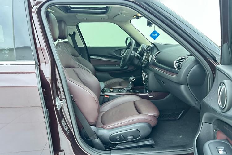 Used MINI Clubman 2016 Revised Version 1.5T COOPER Connoisseur Edition