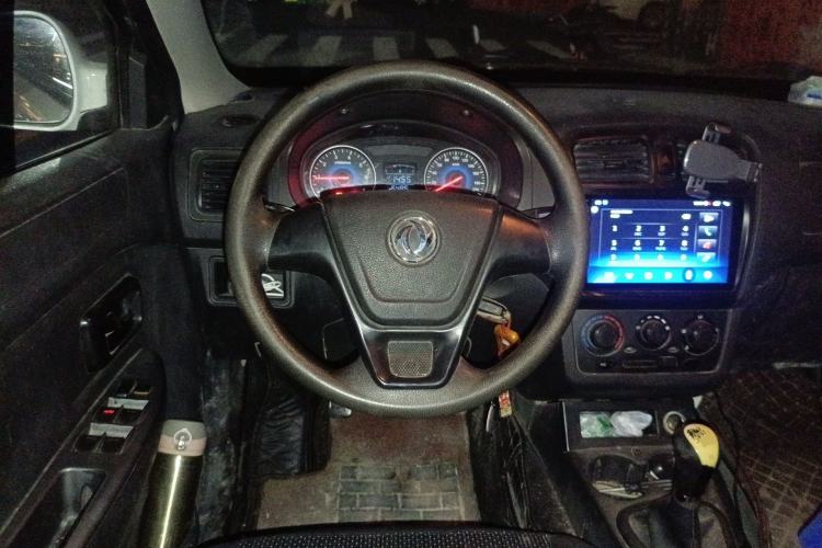 Used Dongfeng Fengon 330 2014 1.5L Manual Utility Version DK15 Steering Wheel